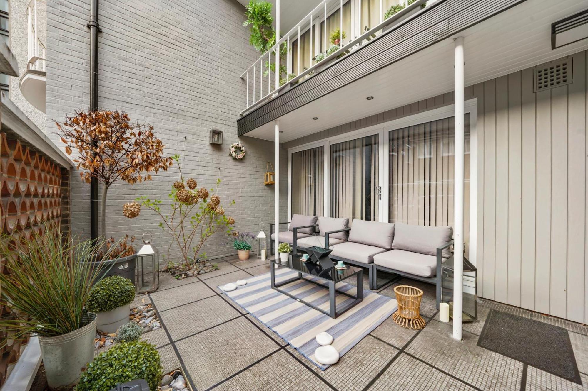 Mews House London With Private Patio & Parking Villa Exterior photo